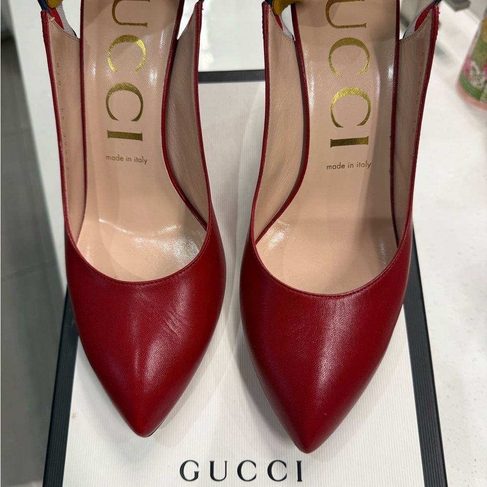 Gucci Women's Red Leather Pumps
